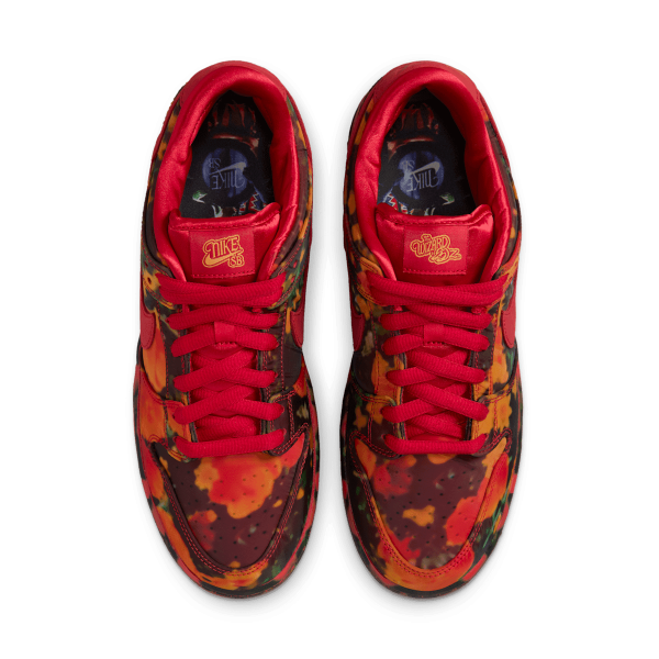 Nike SB Dunk Low The Wizard of Oz Poppy Field For Sale